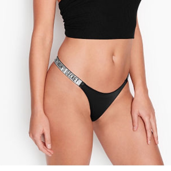 Victoria's Secret Shine Strap Push-up Bra & Thong - Picture 6 of 16